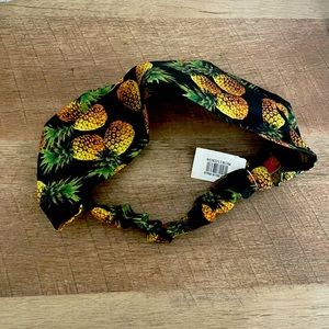 BNWT pineapple headband